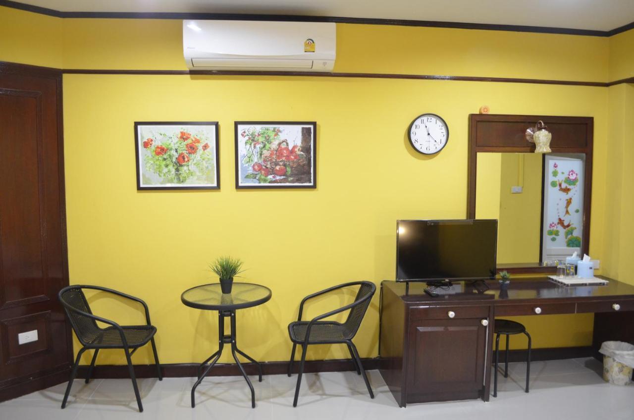 โรงแรมเมืองเพรียวอินน์ Mueang Phriao Inn Hotel Sara Buri Екстериор снимка